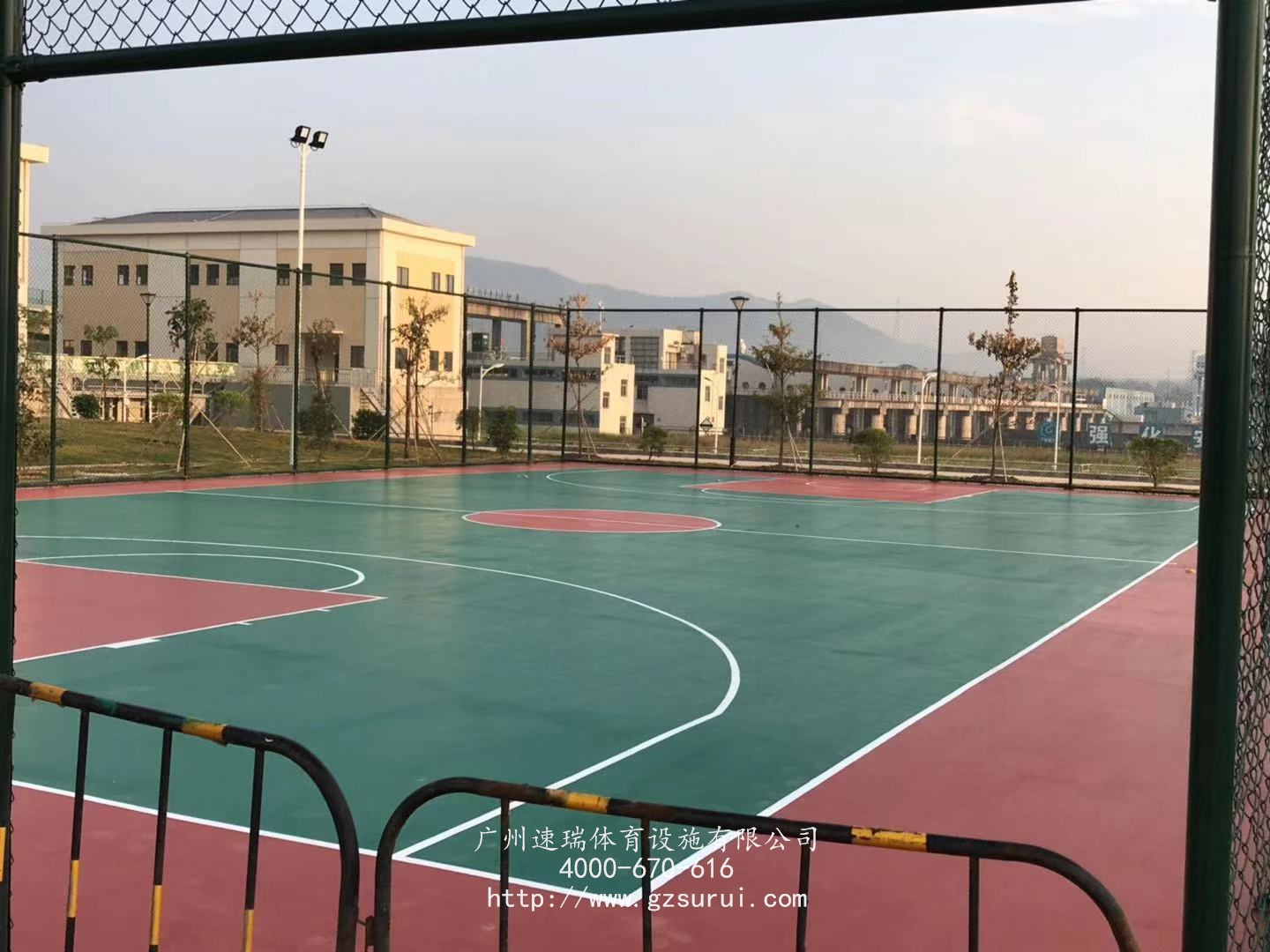 廣東韶關發(fā)電站硅PU籃球場材料工程竣工“速瑞體育”